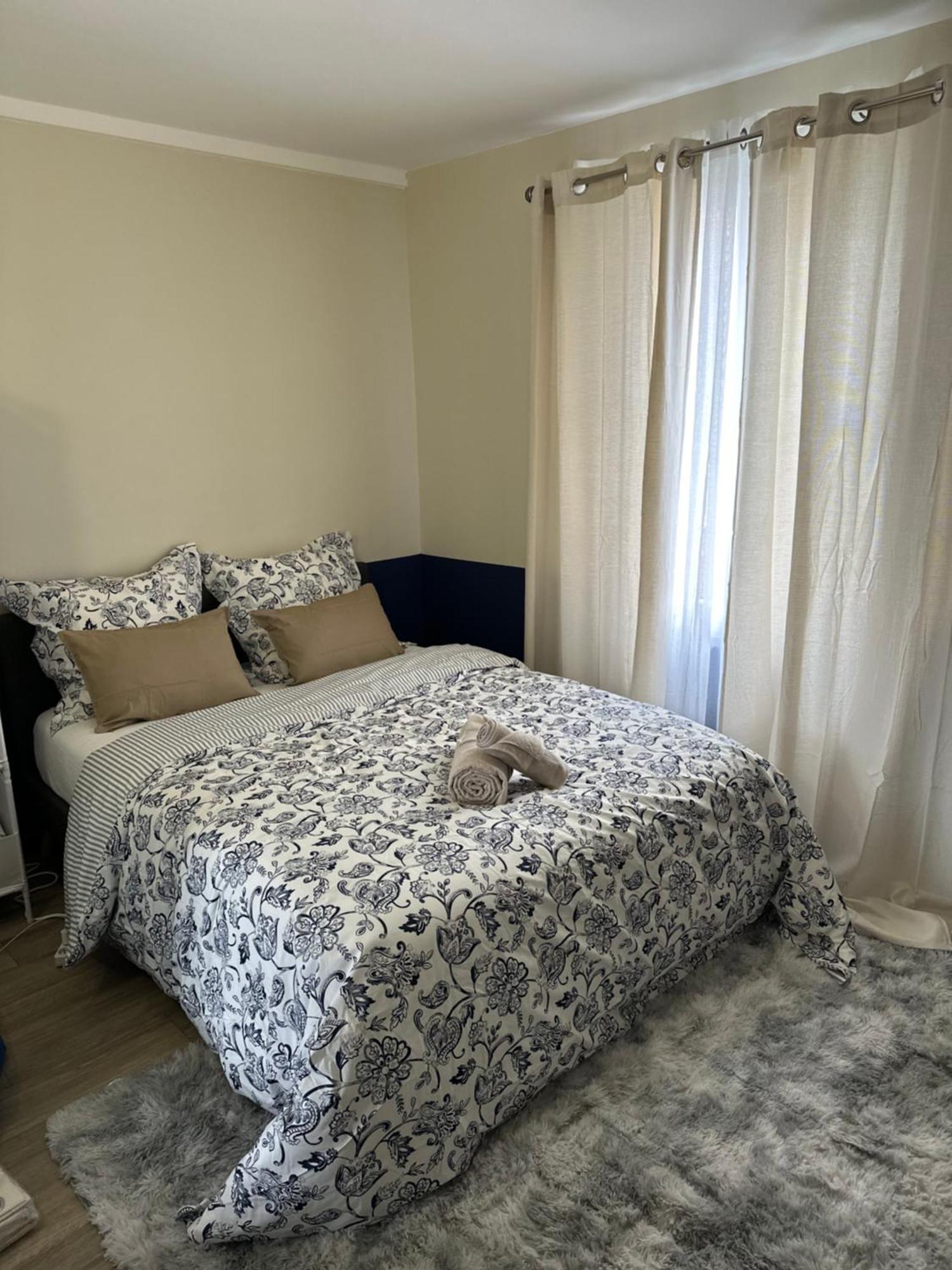 Appartement Tout Confort Ruan Exterior foto